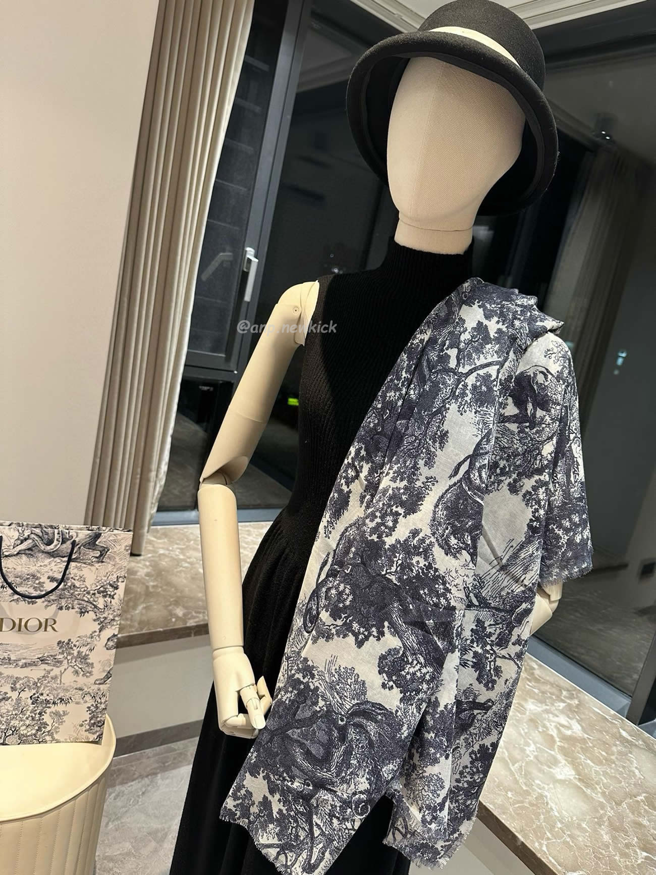 Dior Printed Shawl Cashmere Fabrics Sauvage Ruyi Print 140x180cm (9) - newkick.org